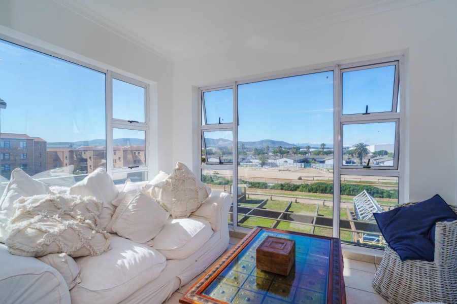 3 Bedroom Property for Sale in Royal Ascot Western Cape